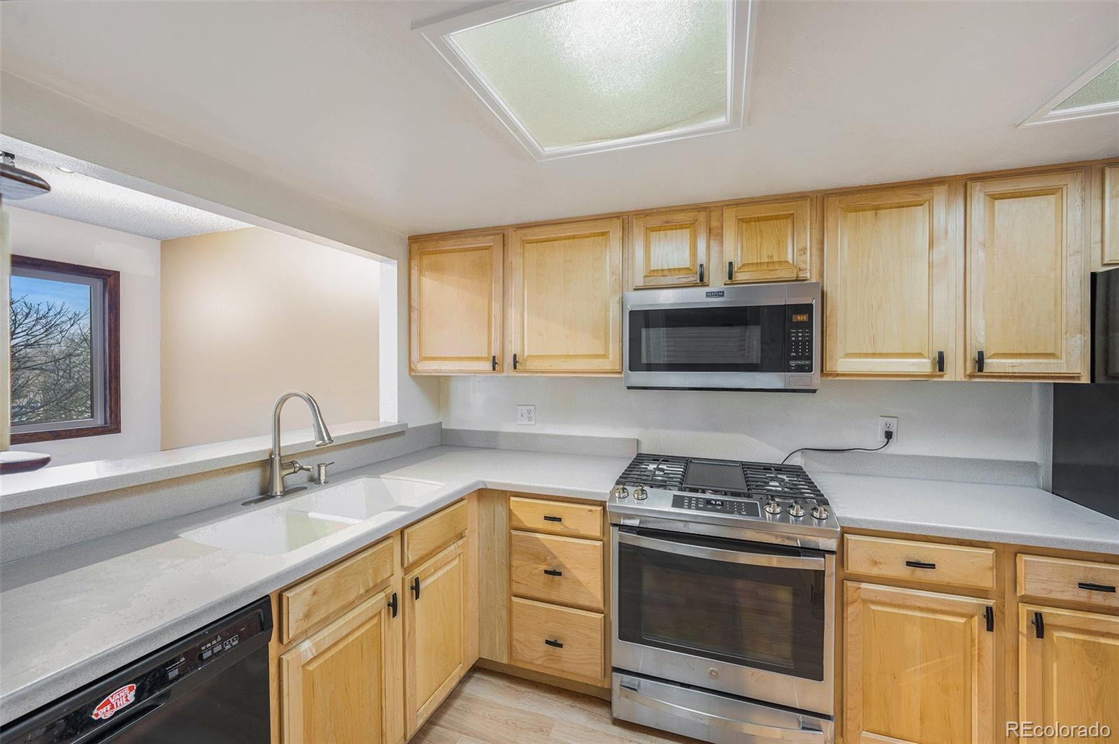 MLS Image #10 for 10192 w jewell avenue b,lakewood, Colorado