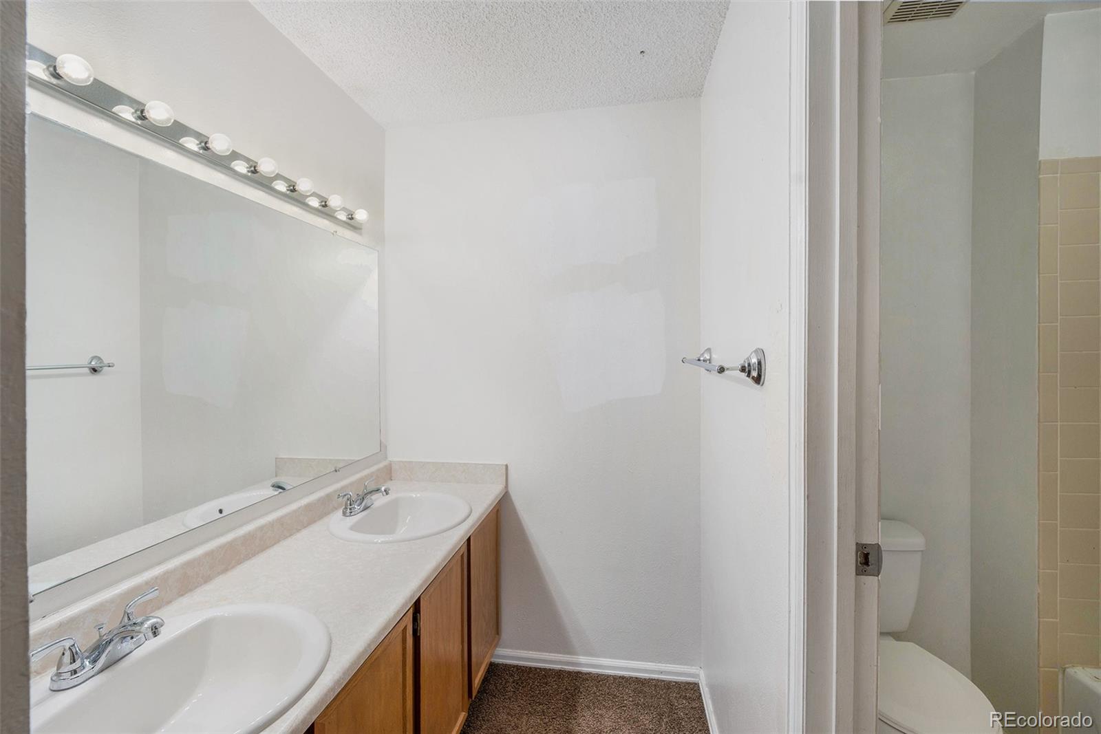 MLS Image #17 for 10192 w jewell avenue b,lakewood, Colorado