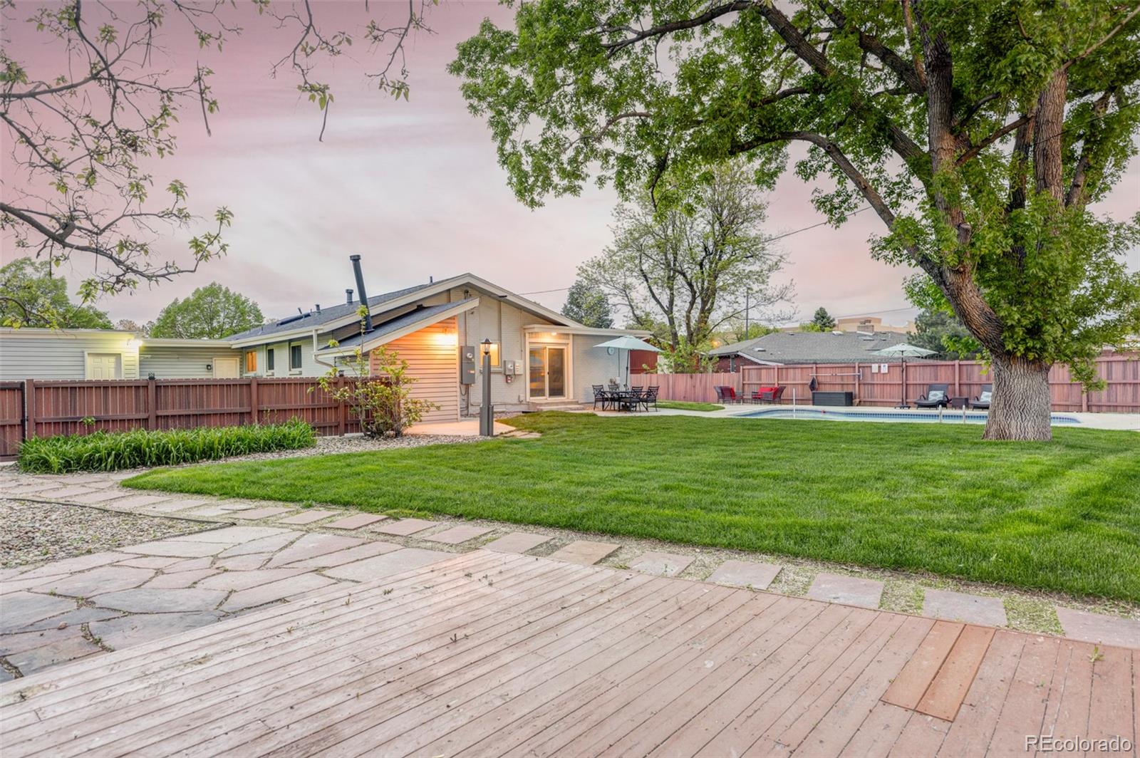 MLS Image #31 for 1051 s geneva ,denver, Colorado