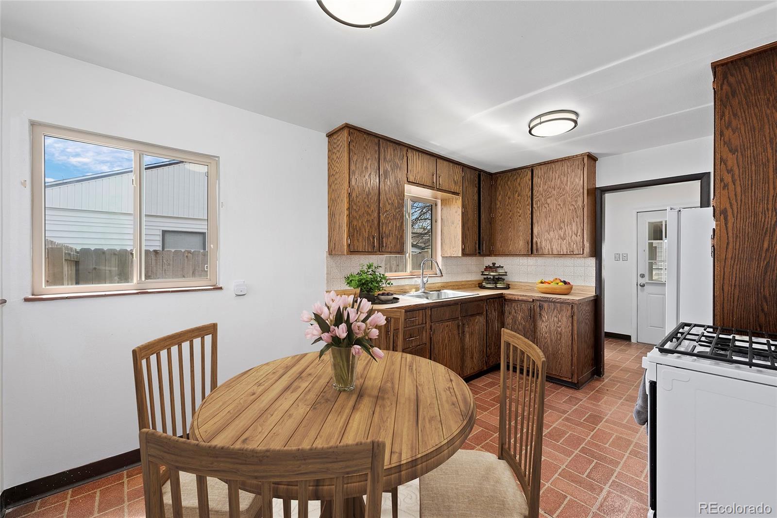 MLS Image #3 for 849 s tejon street,denver, Colorado