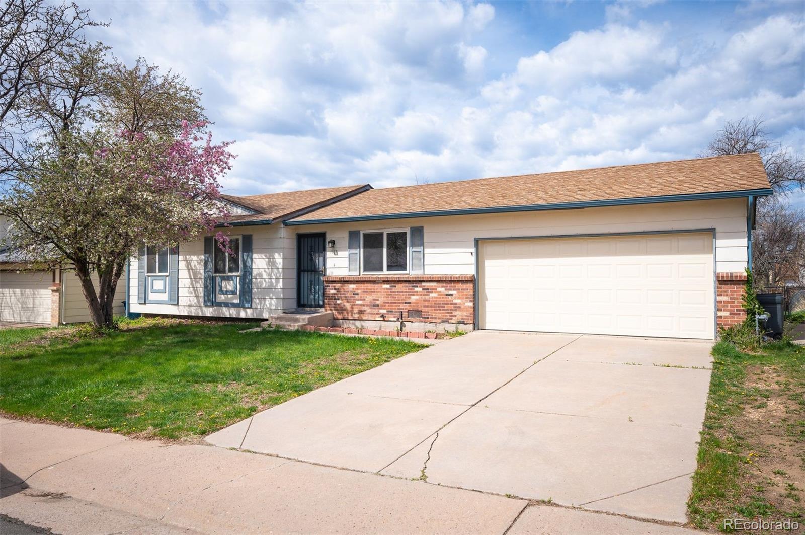 MLS Image #0 for 1837 s olathe street,aurora, Colorado