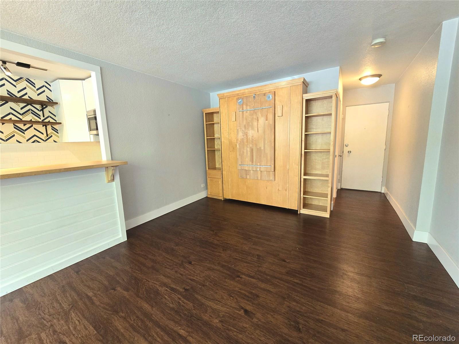 MLS Image #16 for 1196 n grant street 112,denver, Colorado