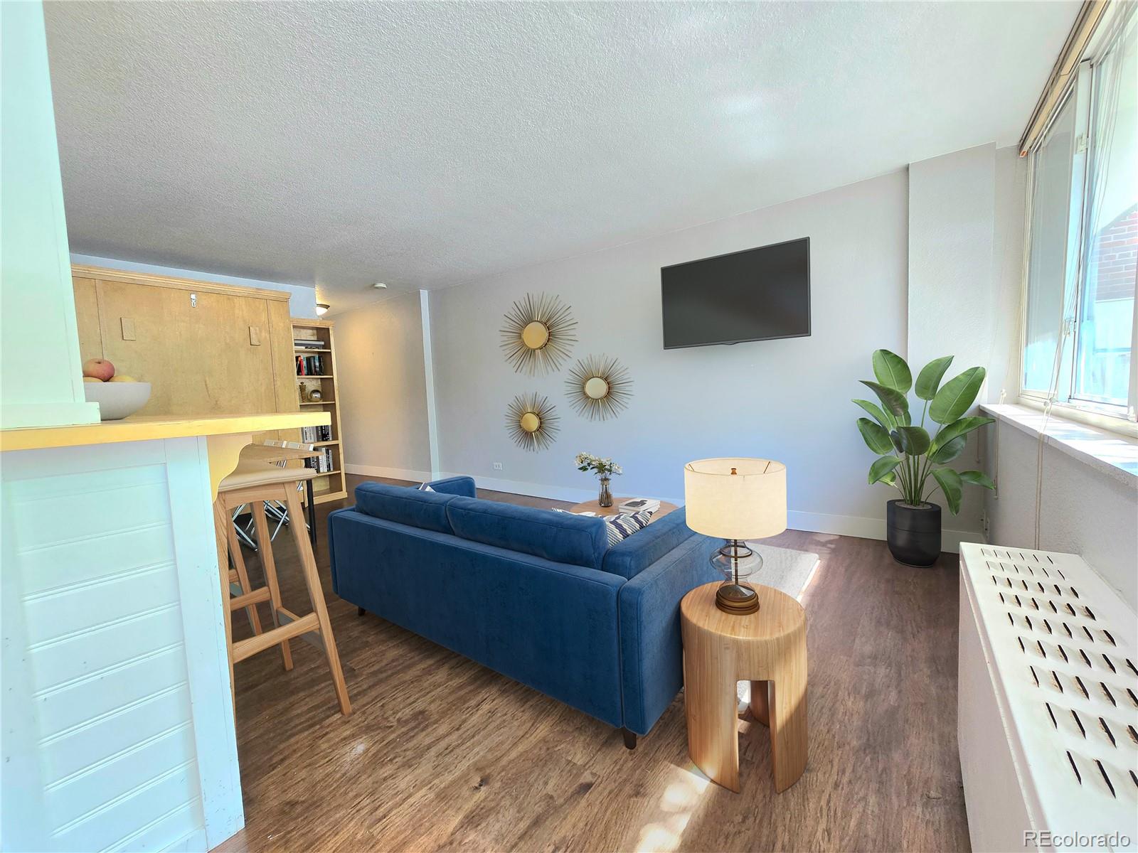 MLS Image #6 for 1196 n grant street 112,denver, Colorado