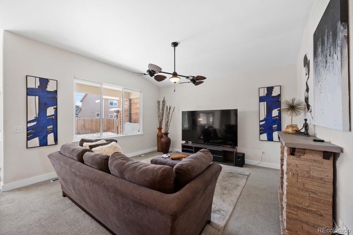 MLS Image #8 for 611  cultivator lane,platteville, Colorado