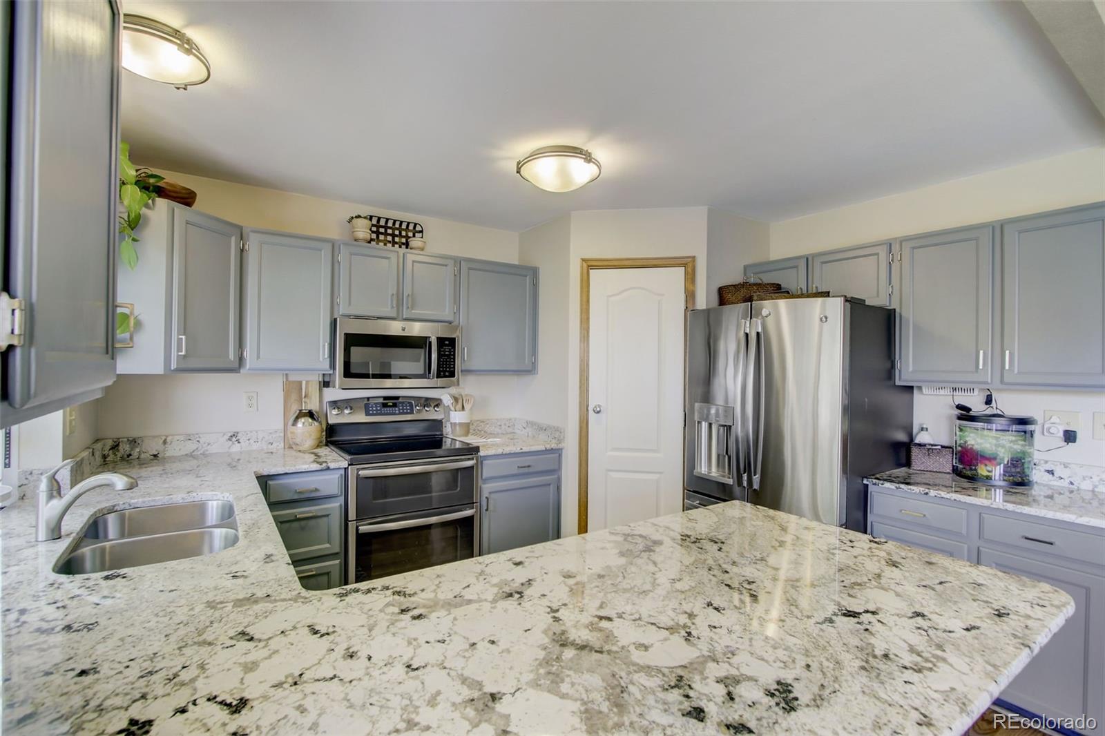 MLS Image #9 for 5750 s quatar circle,centennial, Colorado