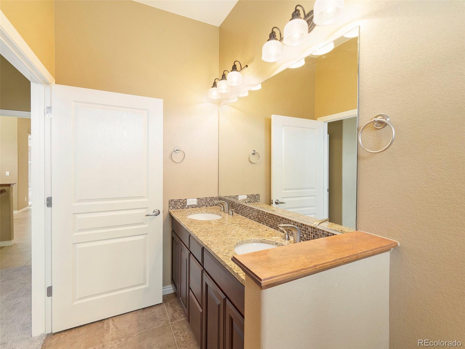 MLS Image #22 for 5895 s taft court,littleton, Colorado