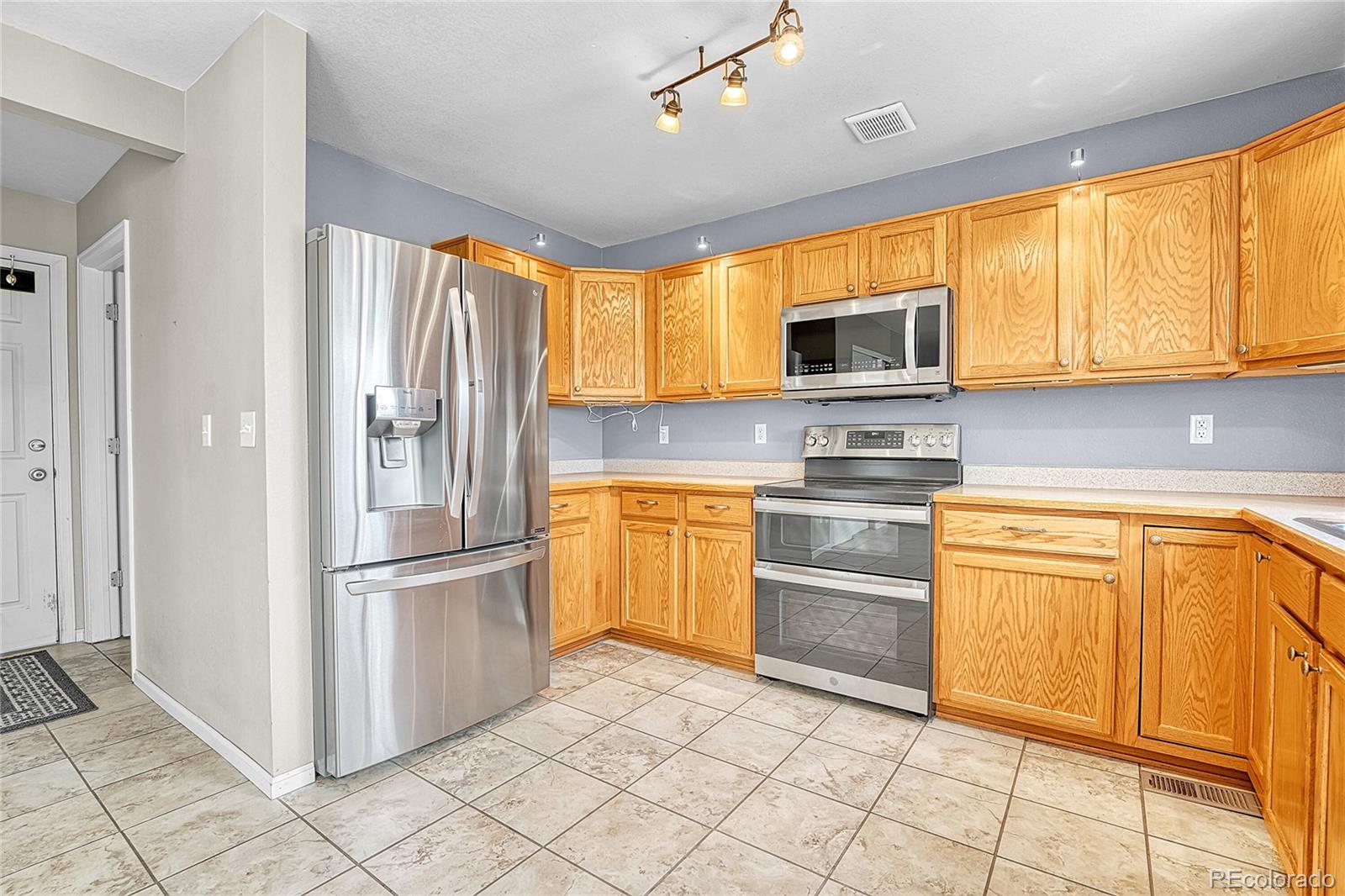 MLS Image #15 for 19127 e dickenson drive,aurora, Colorado