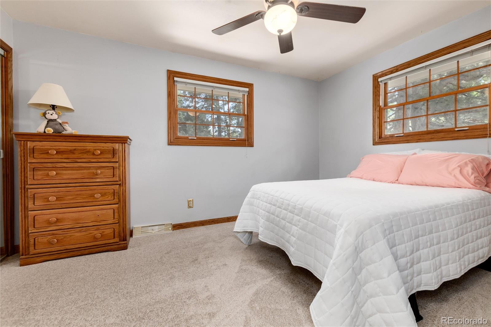 MLS Image #22 for 3984 s niagara way,denver, Colorado