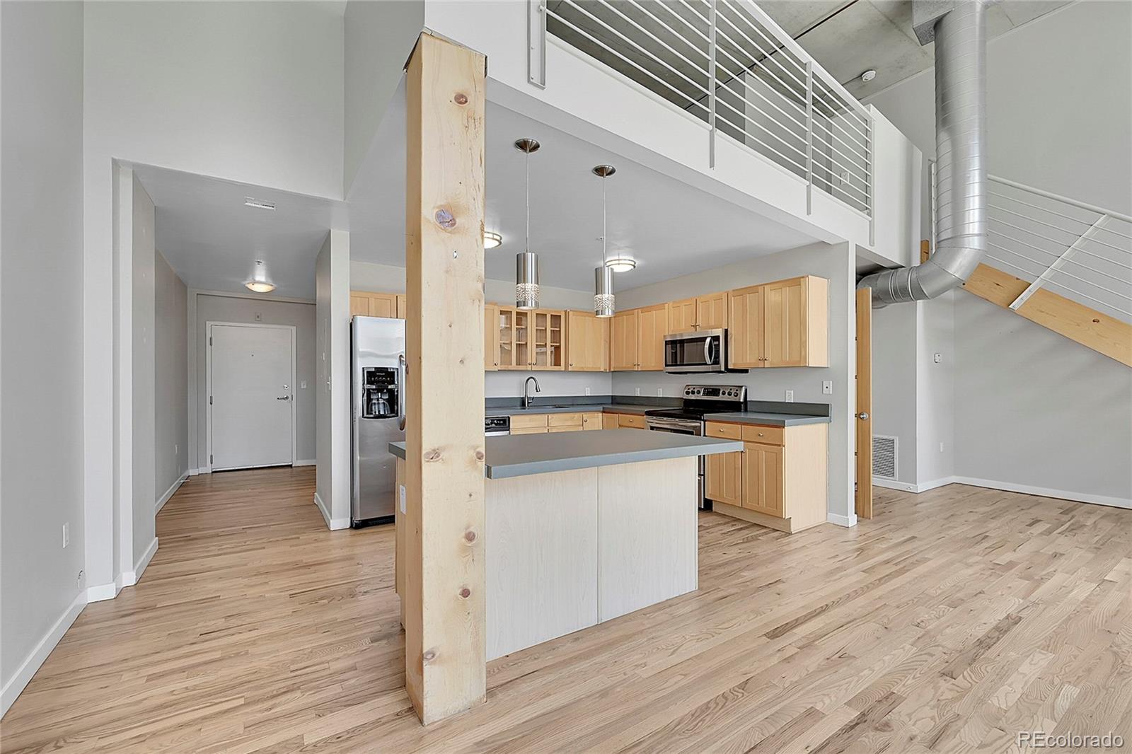 MLS Image #10 for 1050  cherokee street,denver, Colorado