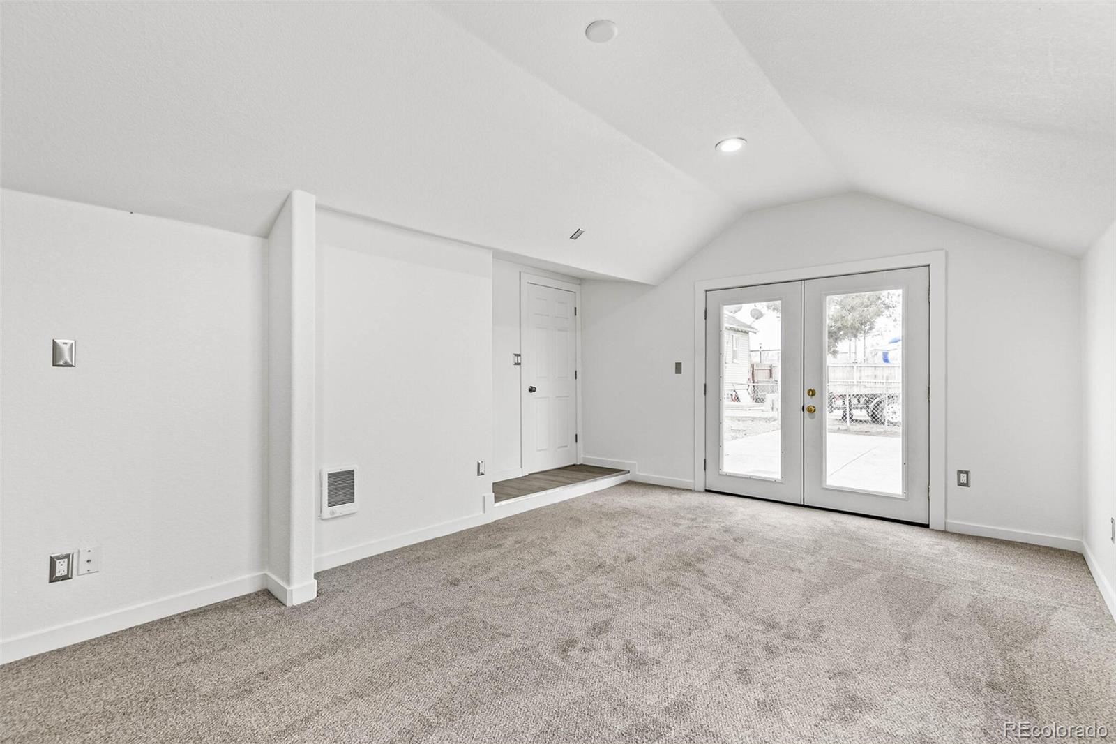 MLS Image #18 for 4641  clayton street,denver, Colorado