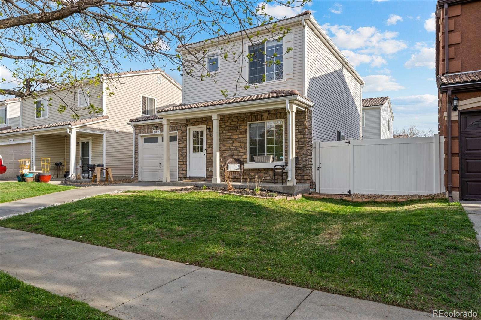 CMA Image for 18614 E 43rd Place,Denver, Colorado