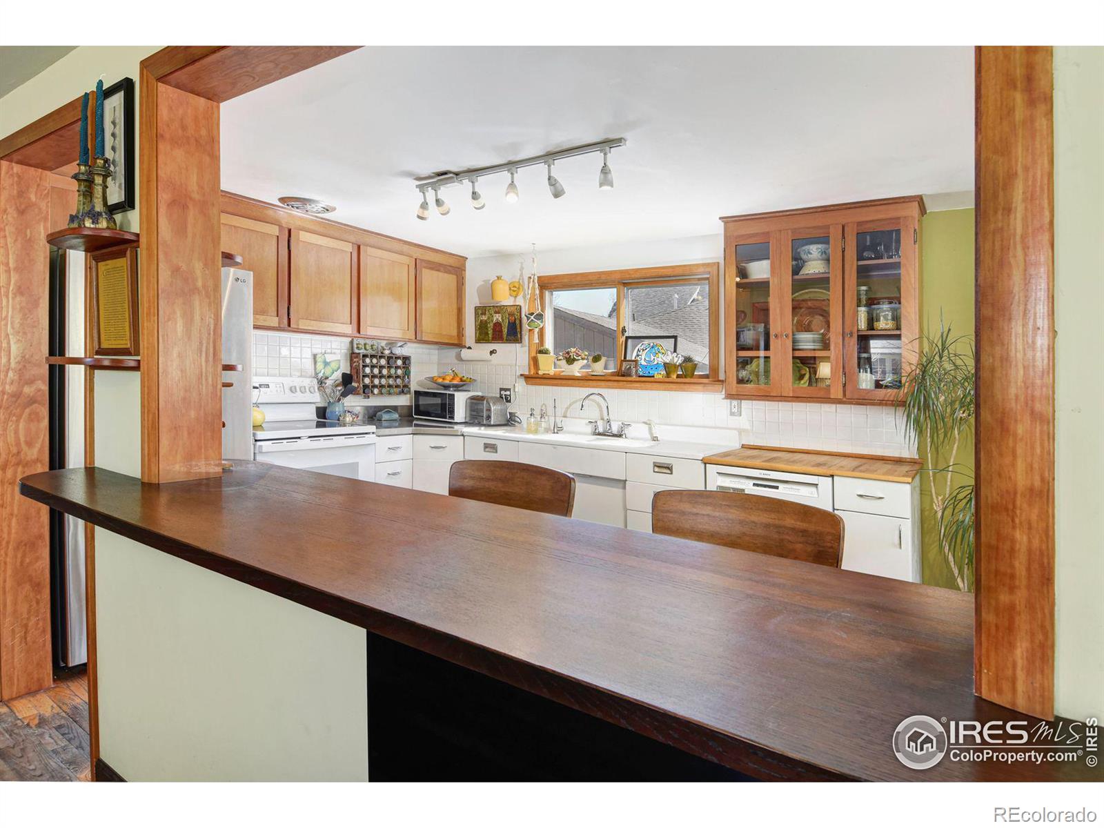 MLS Image #10 for 207 w emma street,lafayette, Colorado