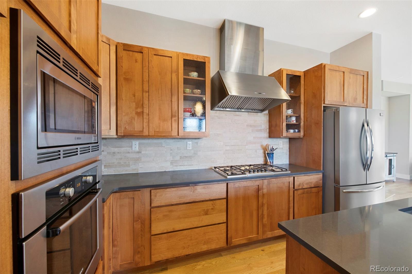 MLS Image #12 for 3298  syracuse street,denver, Colorado