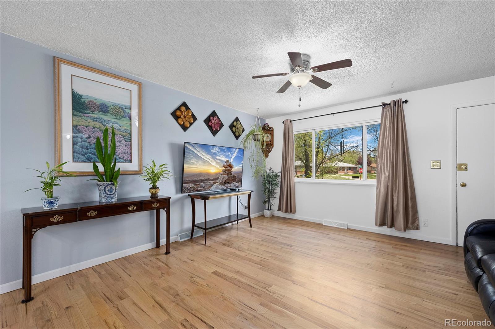 MLS Image #4 for 1380  city view drive,denver, Colorado