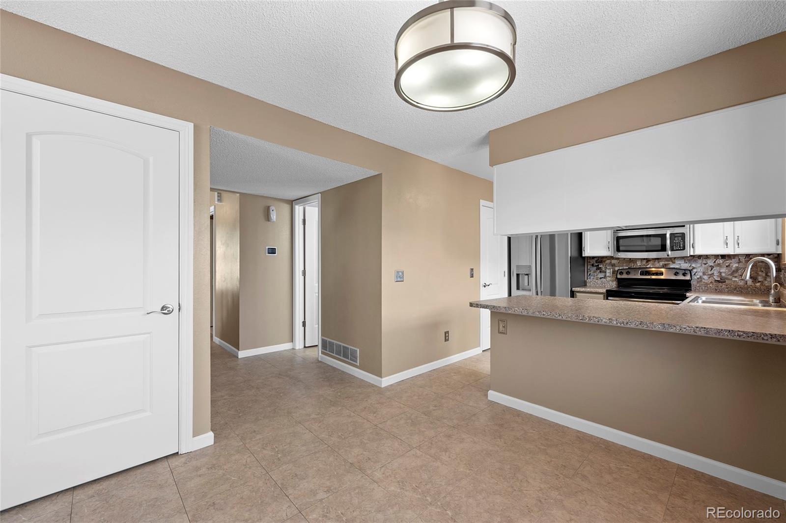 MLS Image #4 for 4198 s mobile circle d,aurora, Colorado