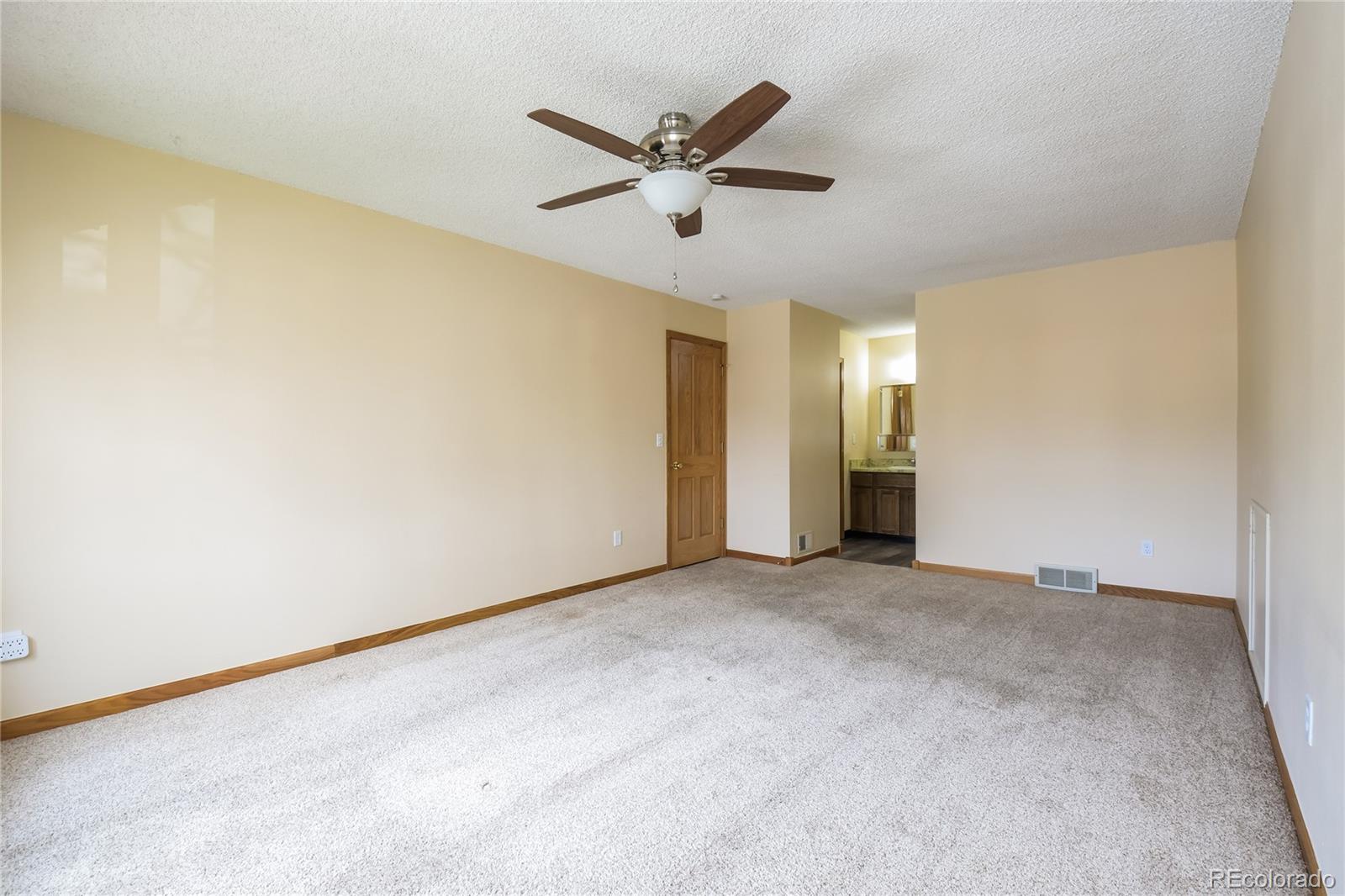 MLS Image #13 for 2076 s rifle street,aurora, Colorado