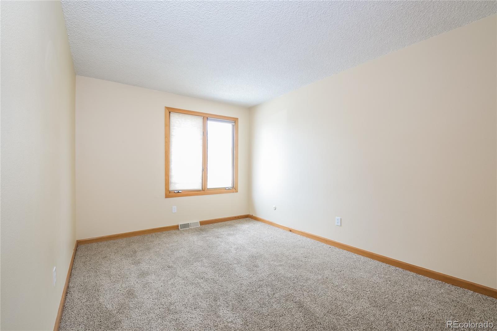 MLS Image #15 for 2076 s rifle street,aurora, Colorado