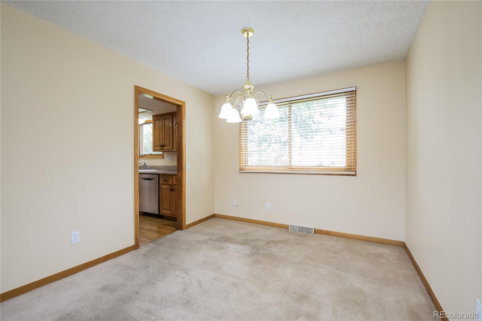 MLS Image #8 for 2076 s rifle street,aurora, Colorado