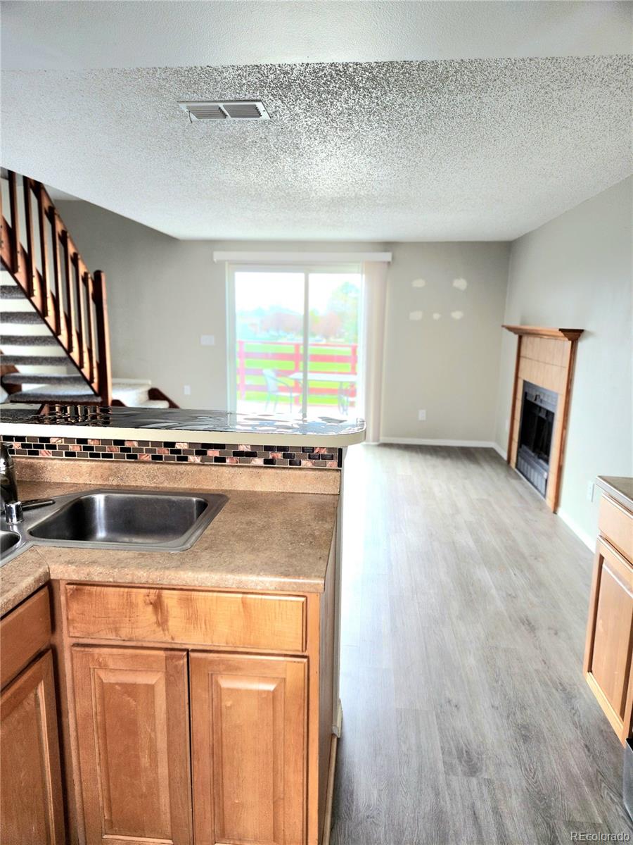 MLS Image #2 for 1523 s ouray circle,aurora, Colorado