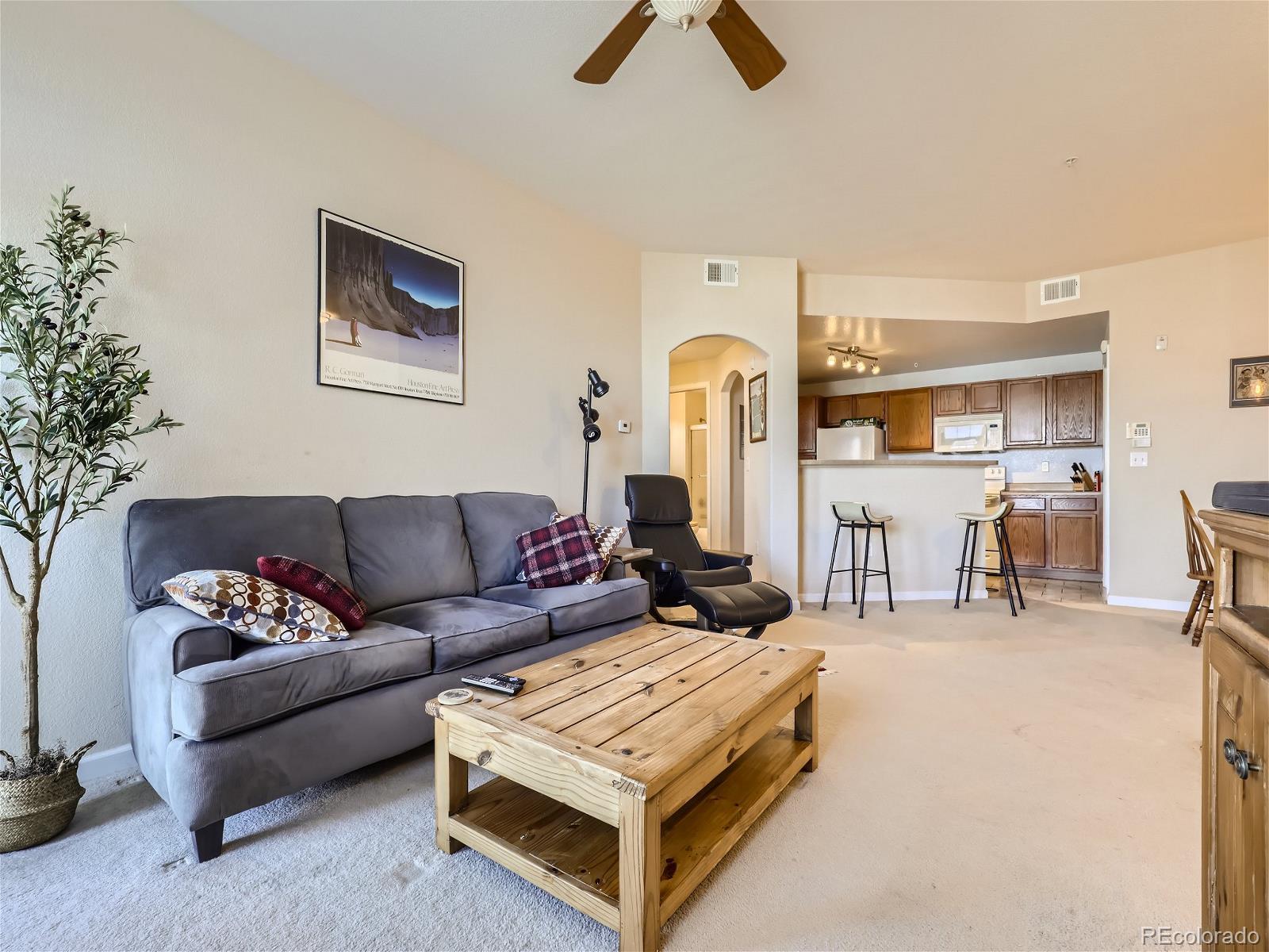 MLS Image #6 for 5705 n genoa way 204,aurora, Colorado