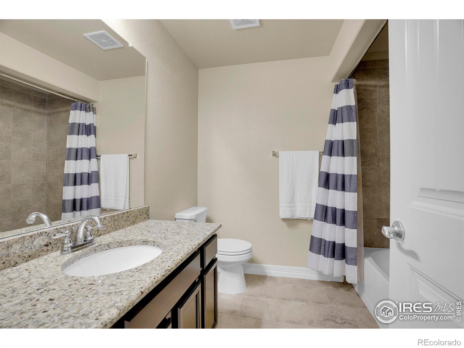 MLS Image #29 for 496  gannet peak drive,windsor, Colorado