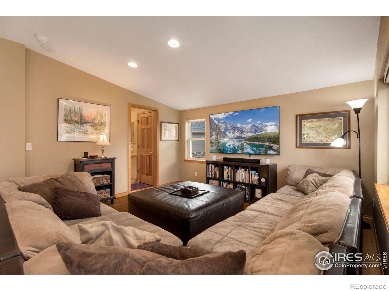 MLS Image #10 for 905  little leaf court,longmont, Colorado