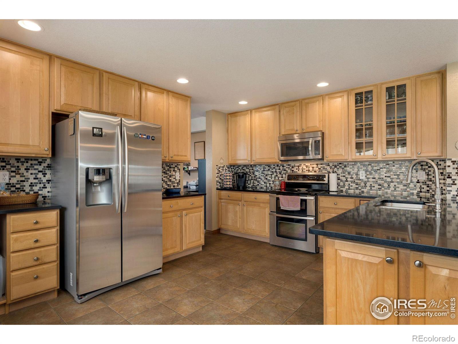 MLS Image #5 for 905  little leaf court,longmont, Colorado