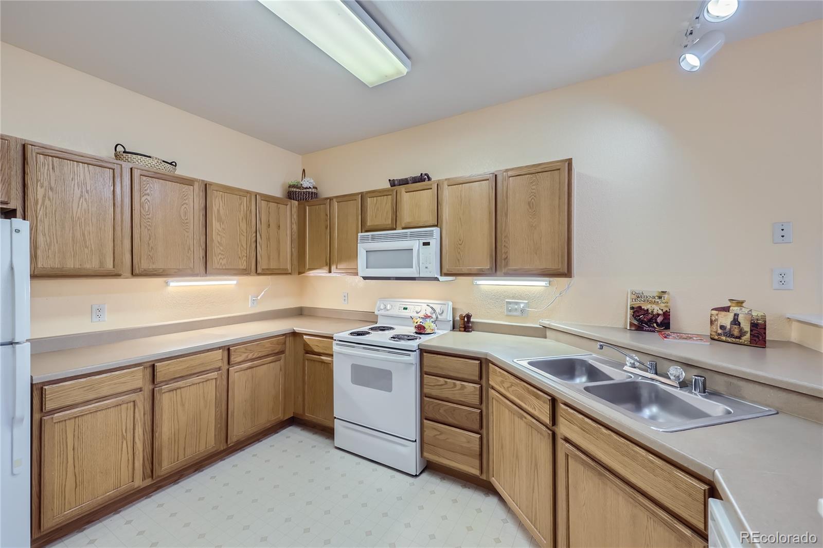 MLS Image #10 for 3260 e 103rd place,thornton, Colorado