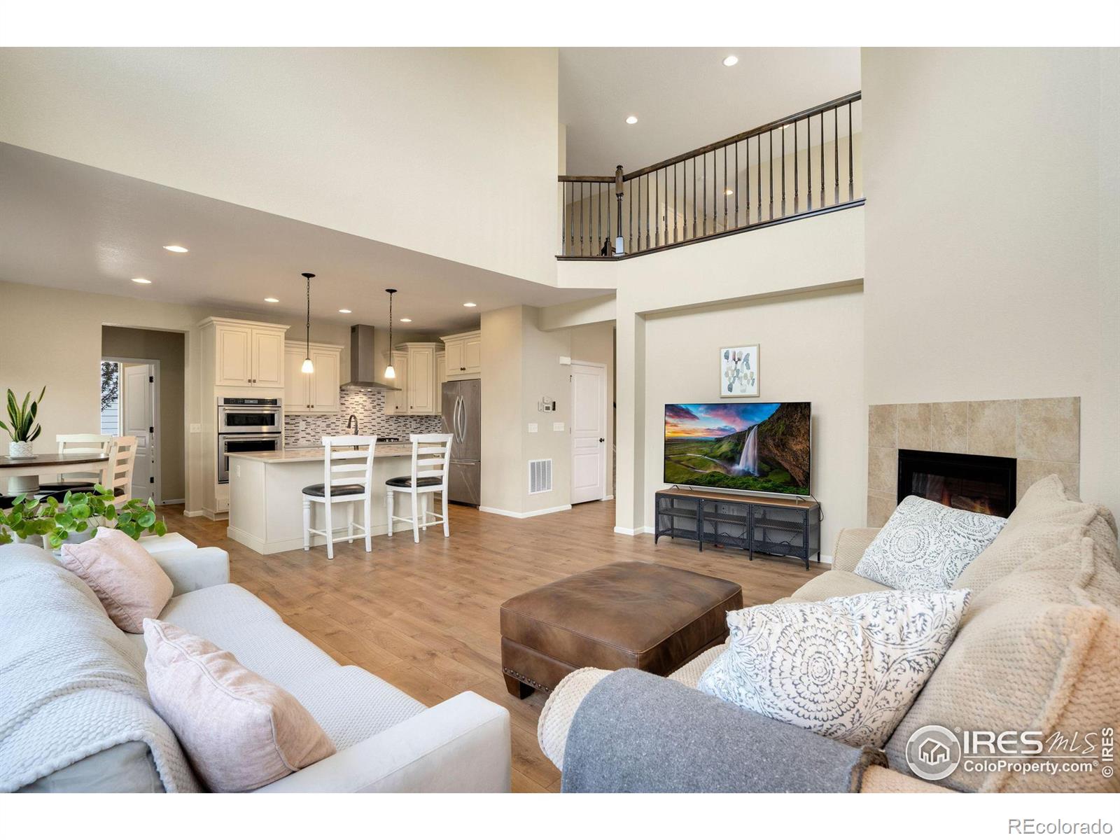 MLS Image #4 for 4365  lyric falls drive,loveland, Colorado