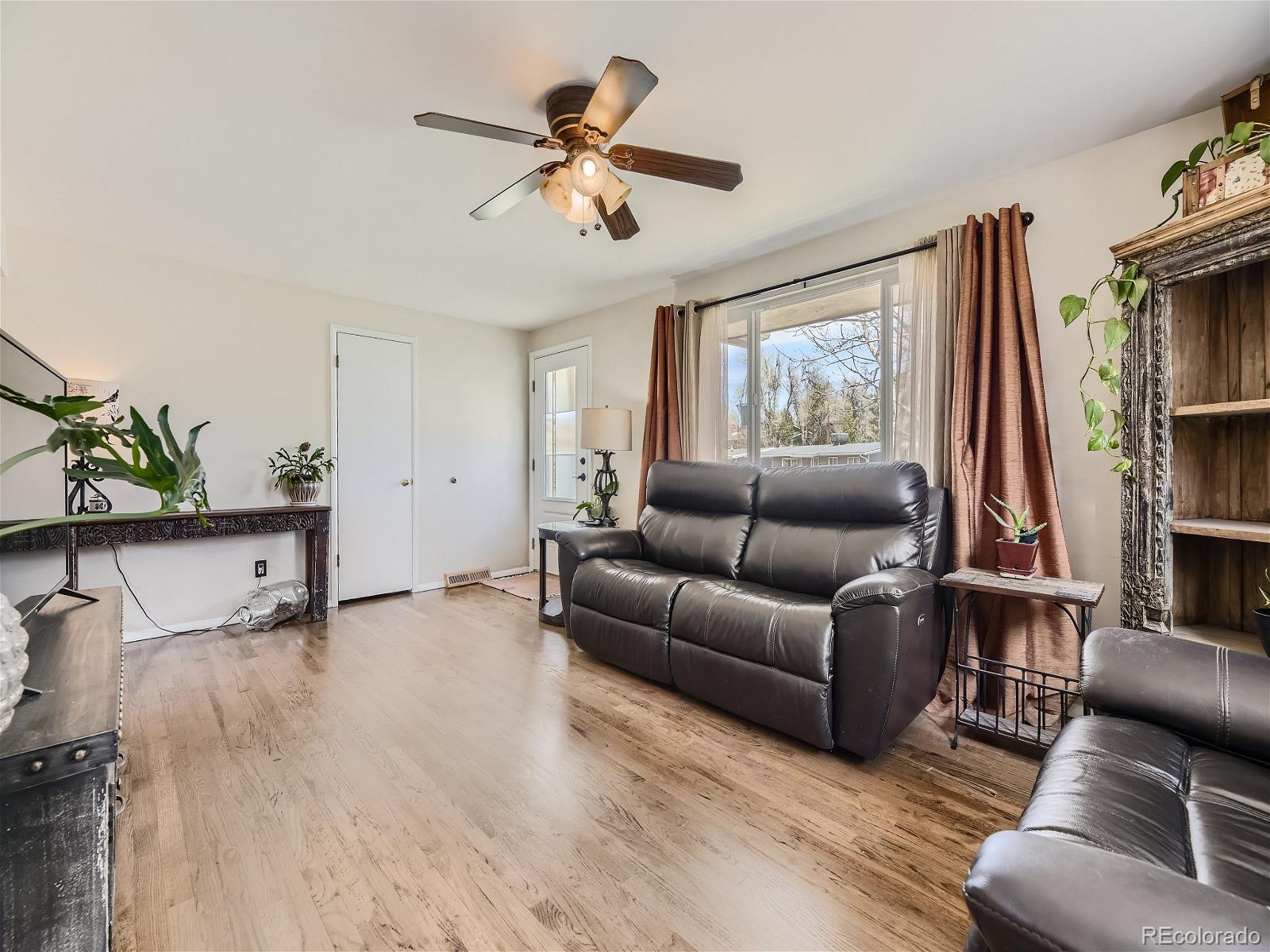 MLS Image #5 for 4333 s jason street,englewood, Colorado