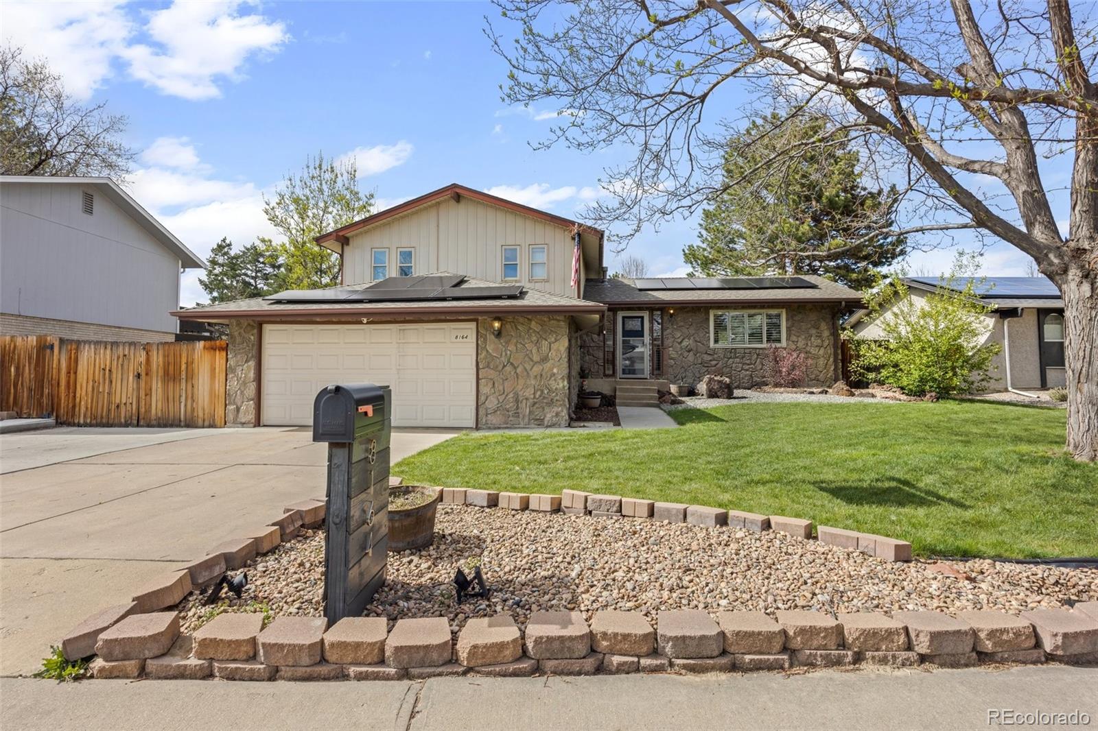 MLS Image #2 for 8164  ammons way,arvada, Colorado