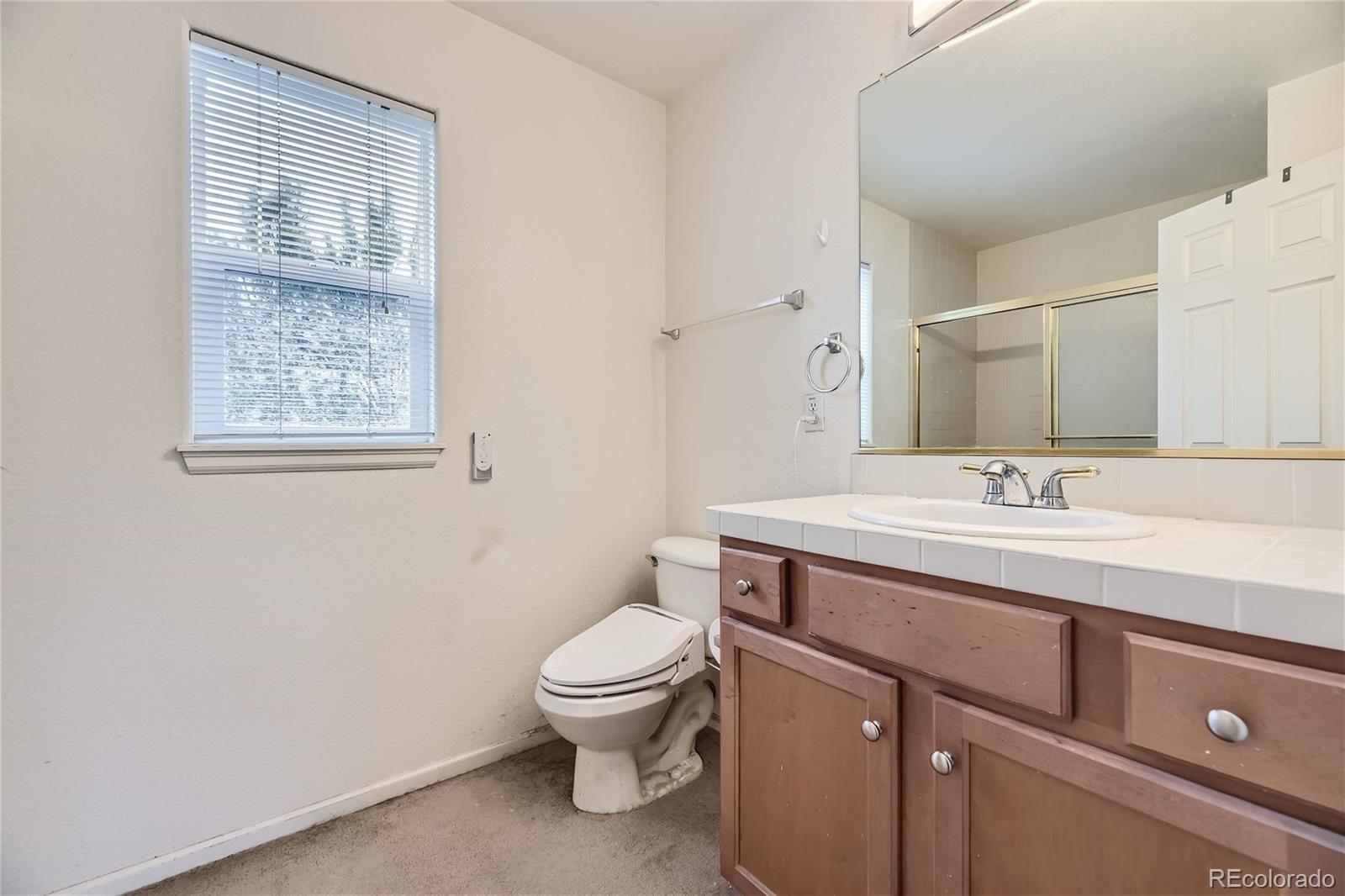 MLS Image #14 for 9538 e iowa circle,denver, Colorado
