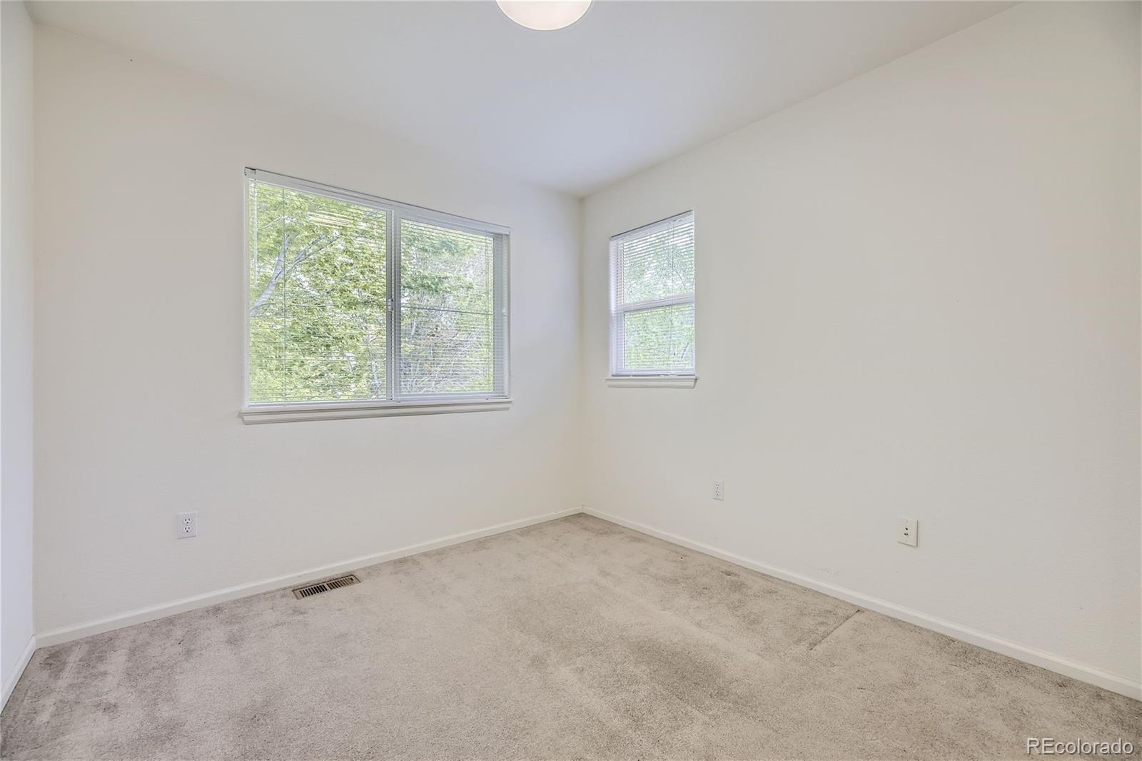 MLS Image #18 for 9538 e iowa circle,denver, Colorado