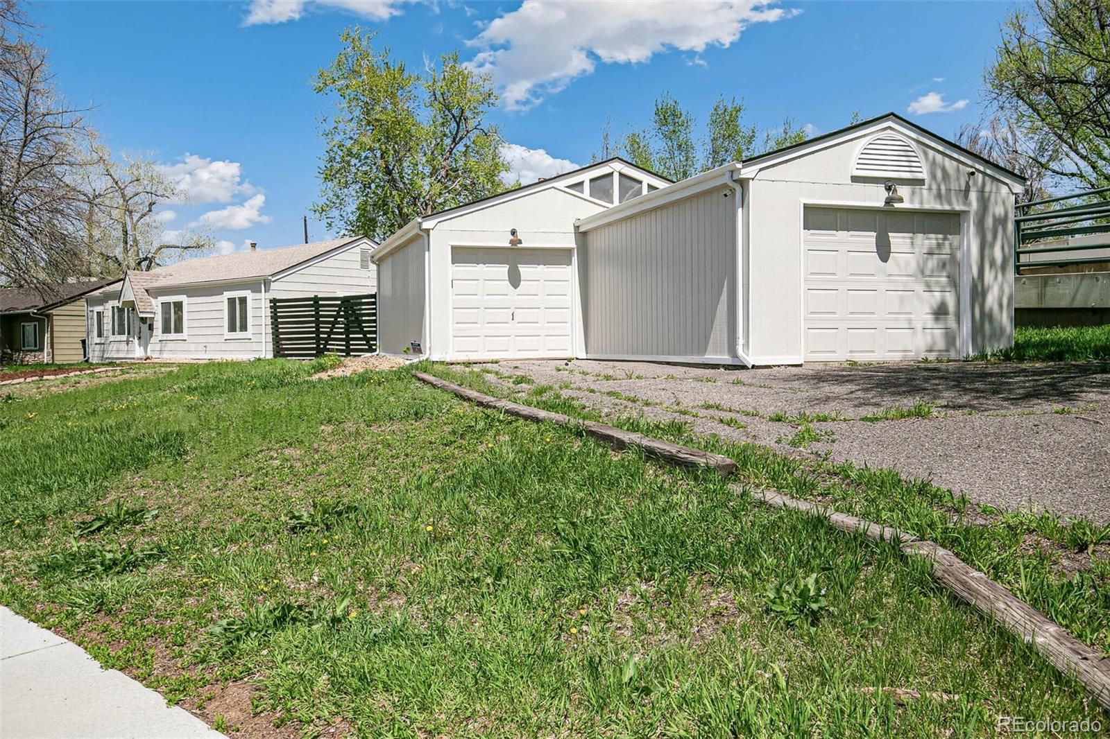 MLS Image #23 for 3092 s grape way,denver, Colorado