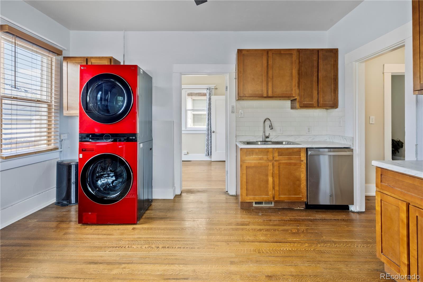 MLS Image #14 for 1403  meade street,denver, Colorado