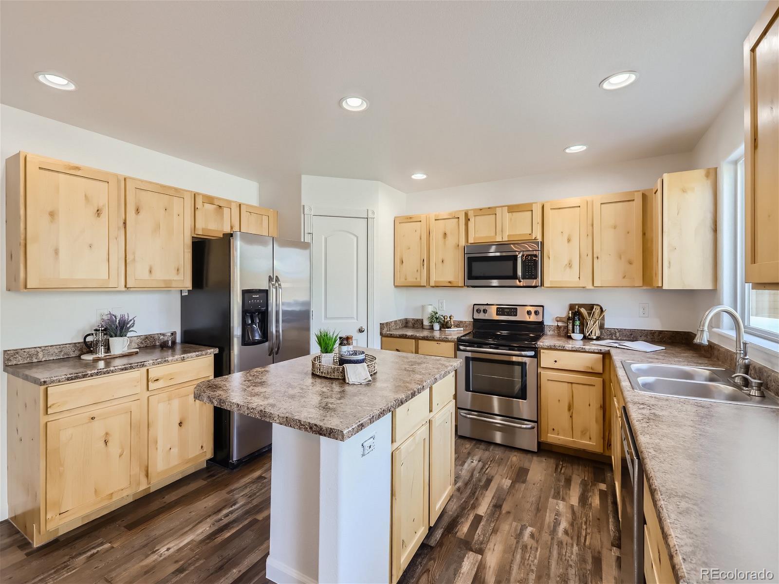 MLS Image #9 for 2327  76th avenue court,greeley, Colorado