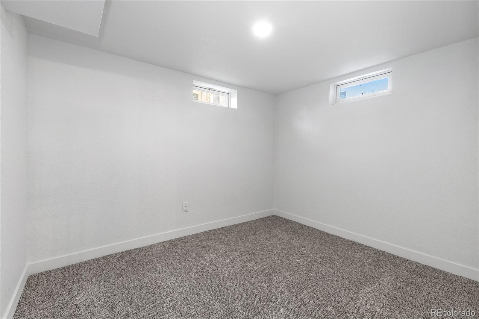 MLS Image #16 for 1420 s newton street,denver, Colorado