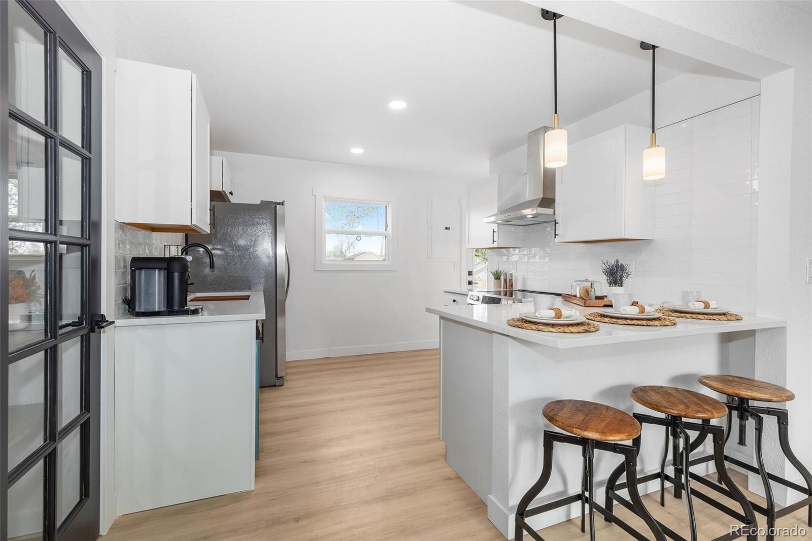 MLS Image #5 for 1420 s newton street,denver, Colorado