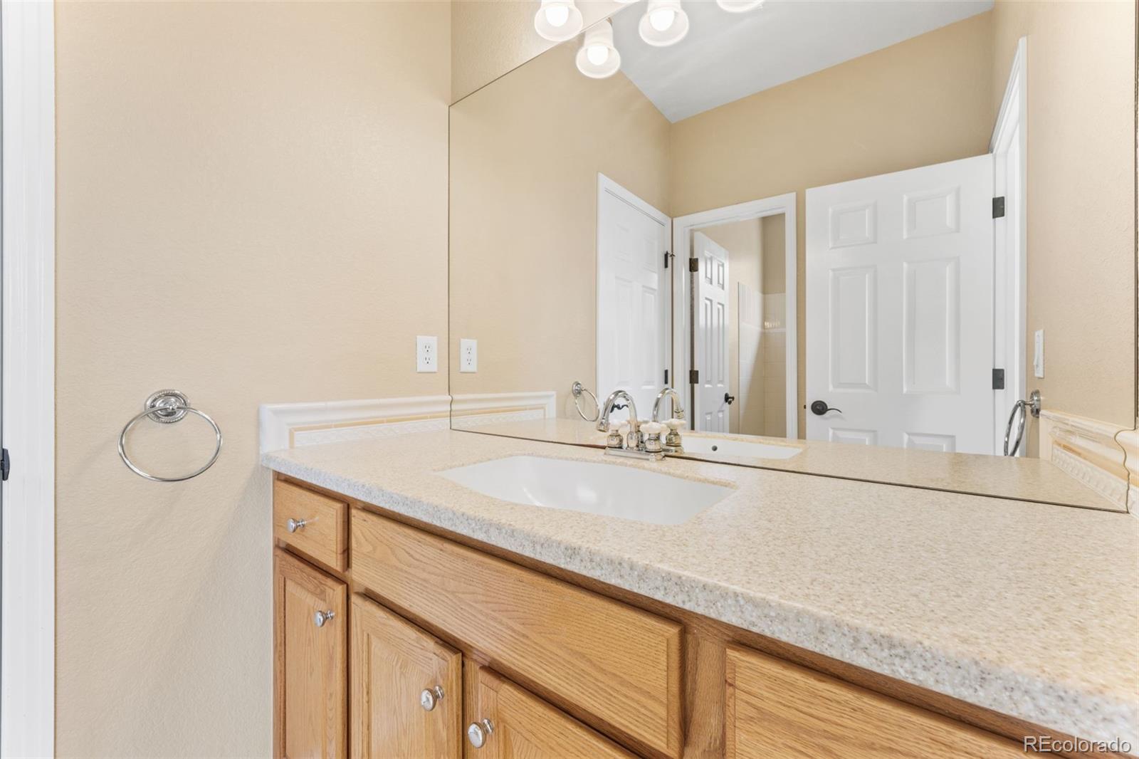 MLS Image #29 for 24572 e easter place,aurora, Colorado