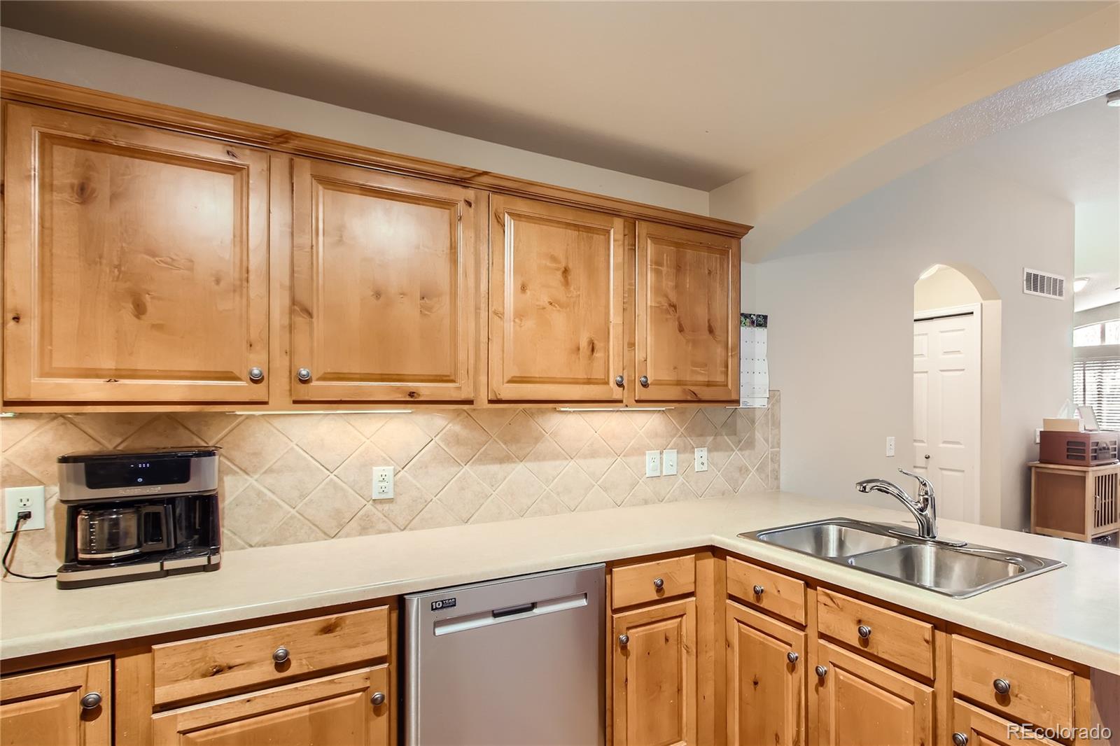 MLS Image #11 for 14190  sun blaze loop,broomfield, Colorado