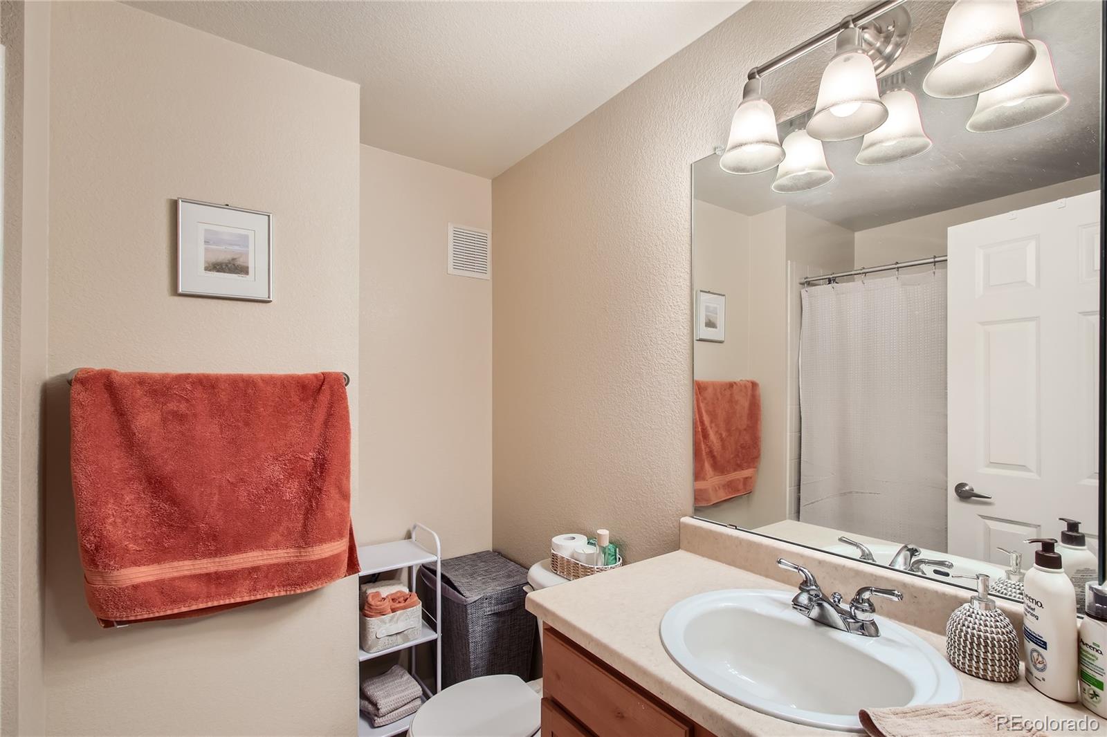 MLS Image #21 for 14190  sun blaze loop,broomfield, Colorado