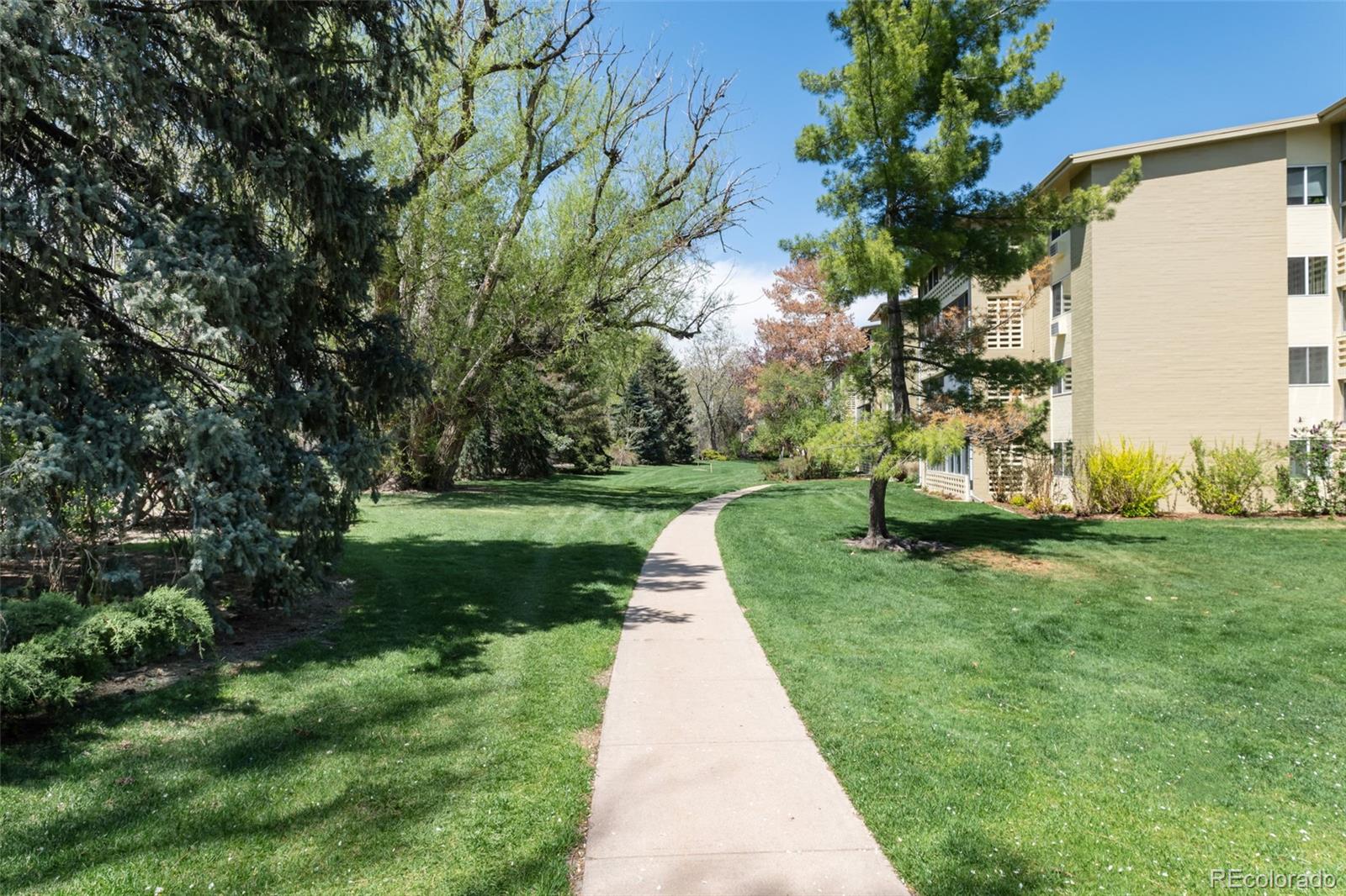 MLS Image #1 for 725 s alton  4c,denver, Colorado