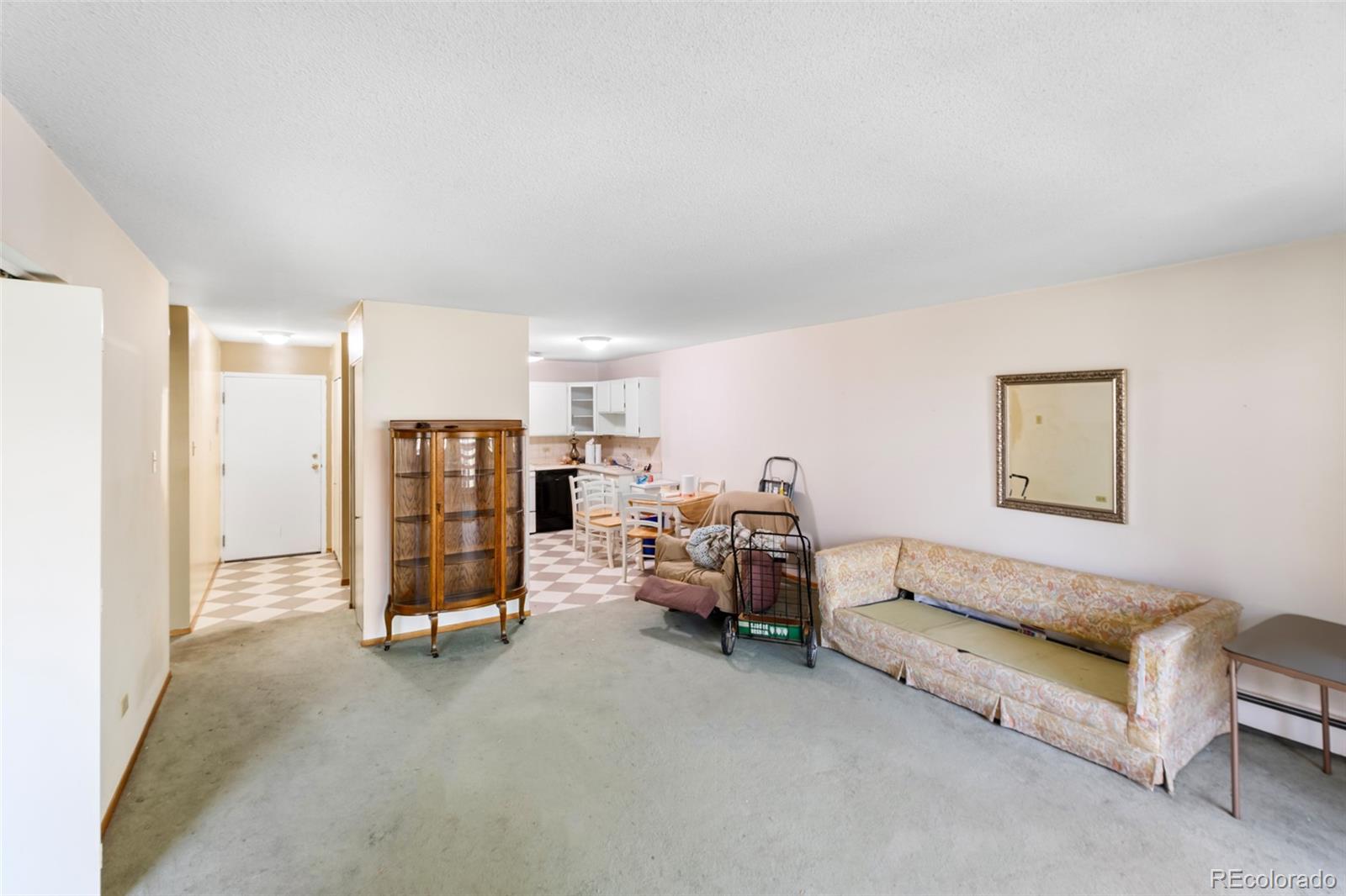 MLS Image #6 for 725 s alton  4c,denver, Colorado