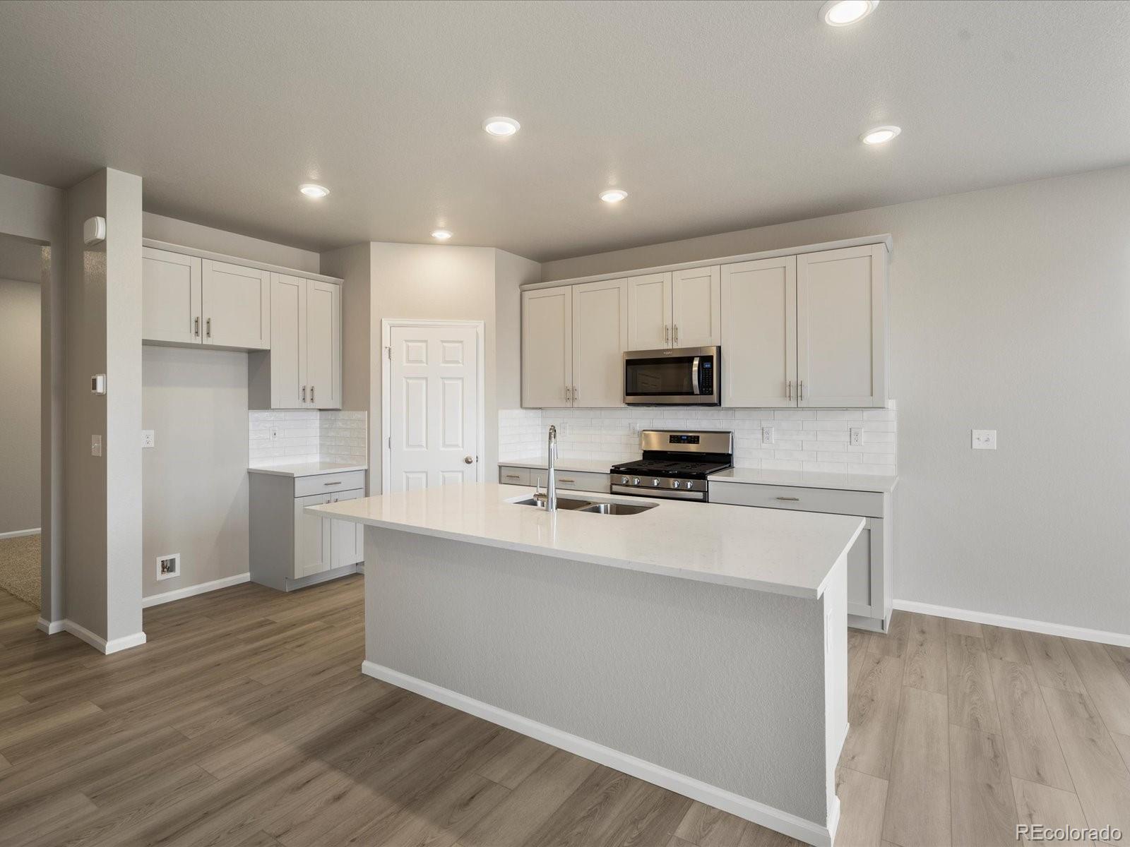 MLS Image #4 for 569  red rock place,brighton, Colorado