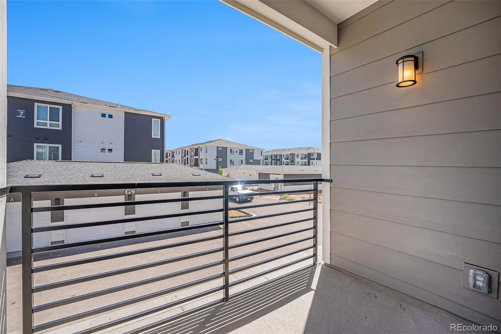 MLS Image #7 for 6153 n ceylon street,denver, Colorado