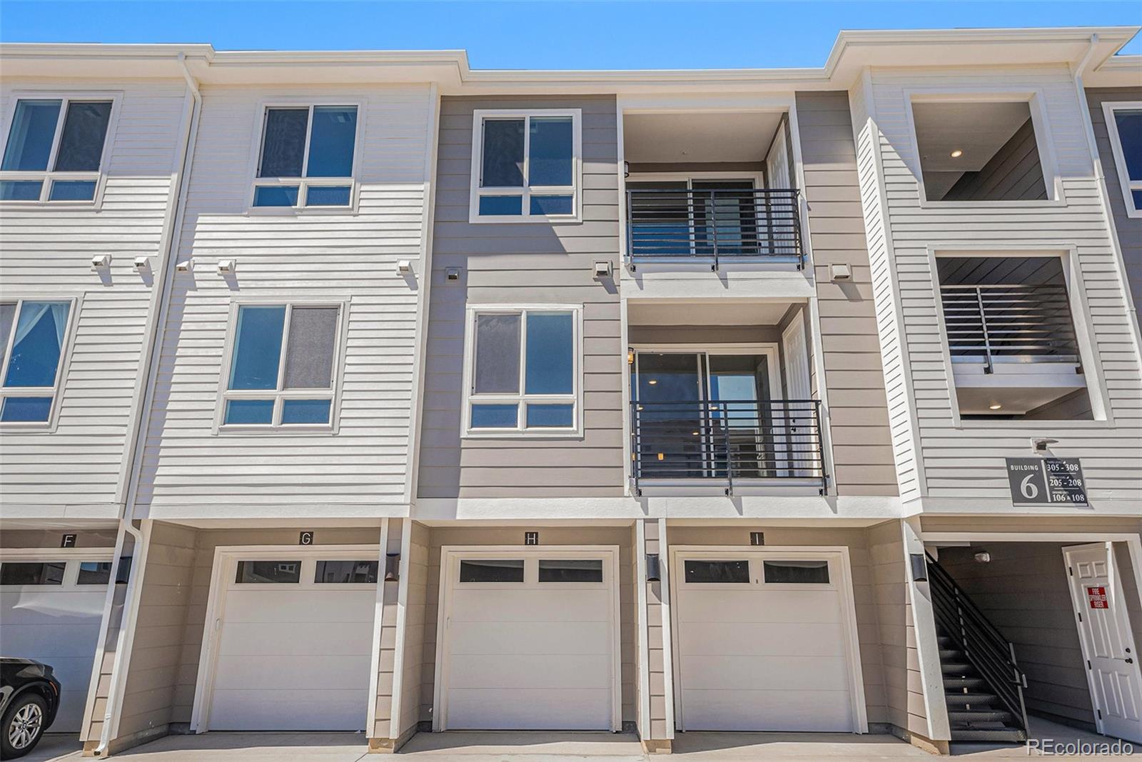 MLS Image #8 for 6153 n ceylon street,denver, Colorado