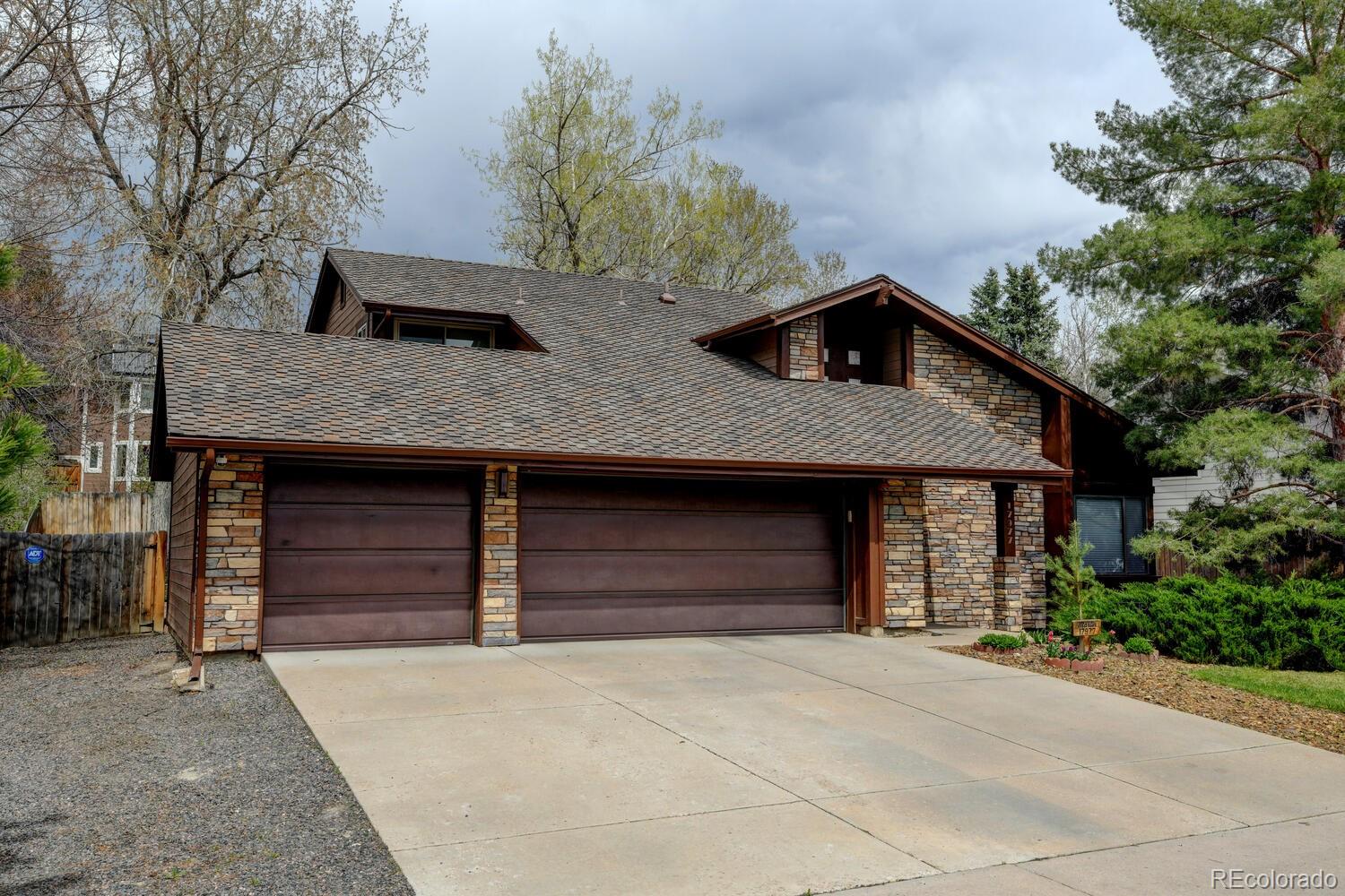 MLS Image #0 for 17977 e berry drive,centennial, Colorado