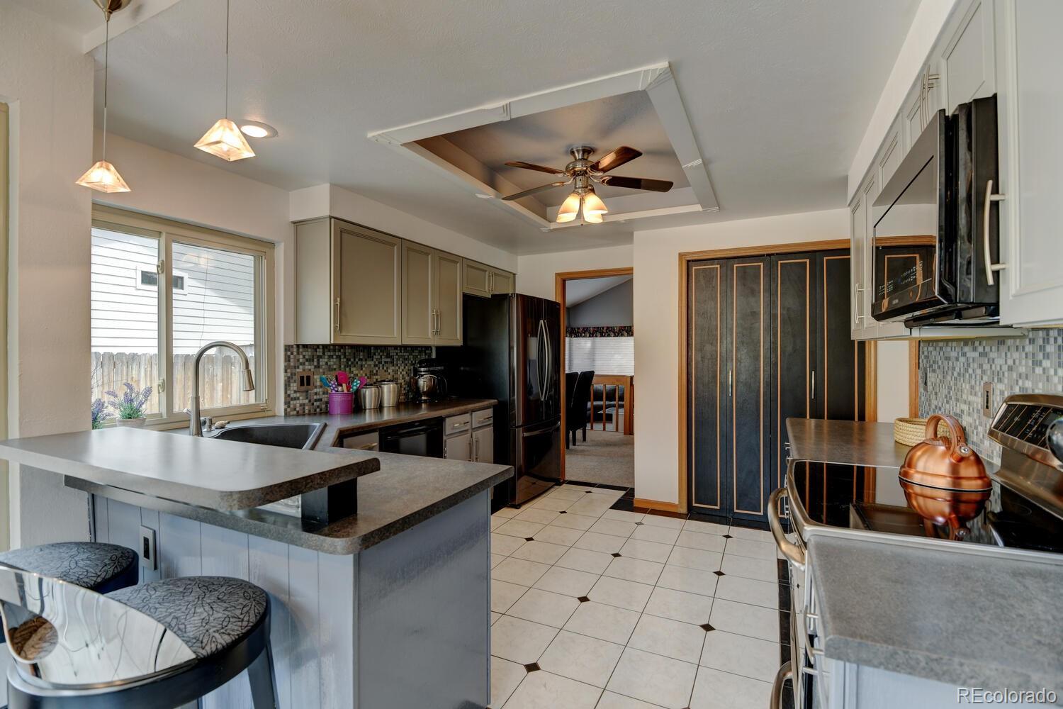 MLS Image #10 for 17977 e berry drive,centennial, Colorado