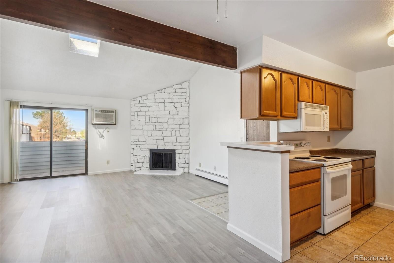 MLS Image #11 for 10150 e virginia avenue,denver, Colorado