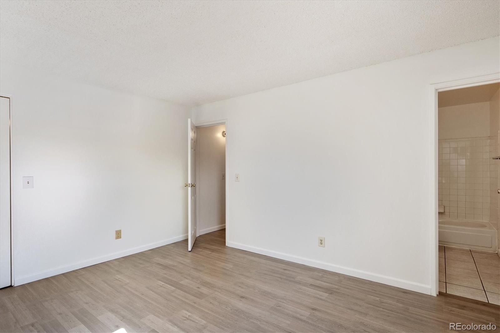 MLS Image #14 for 10150 e virginia avenue,denver, Colorado